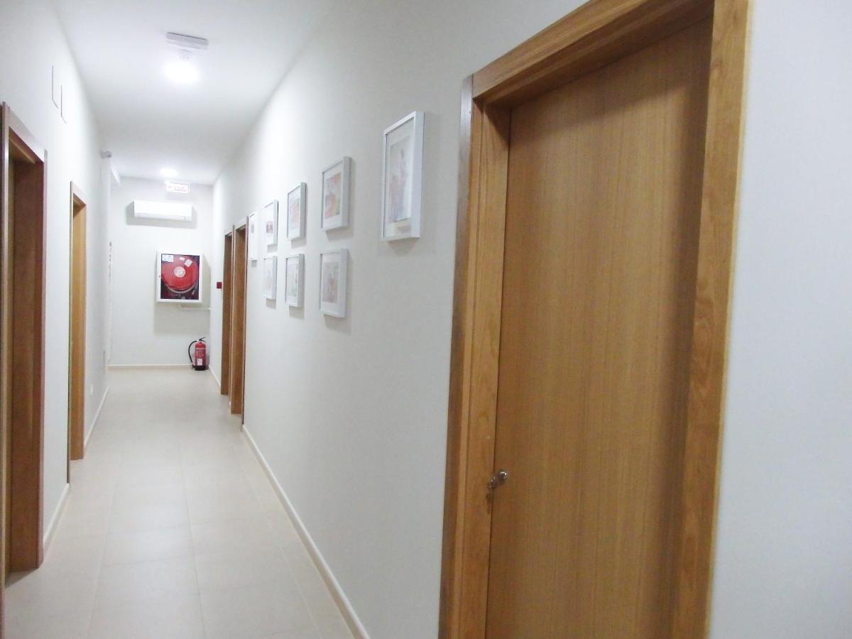 Hostal Montemayor Moguer Buitenkant foto